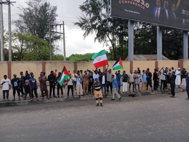 IMN protesters demonstrate peacefully in Northern Nigeria to express solidarity with Iran, reaffirming the movement’s stance against oppression.
